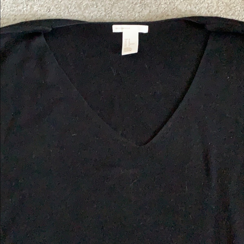H&M basic black v-neck sweater - Picture 3 of 4